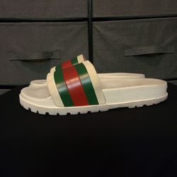 Gucci Pursuit Web Slide Sandals