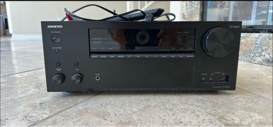 Onkyo TX-NR676 AV Receiver
