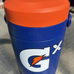 Gatorade 64 oz. Gx Performance Water Jug