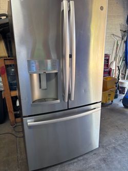Fridges for sale are Plugged in free Deliver