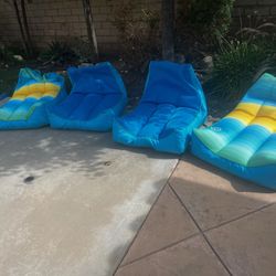 4 Pool Chairs 