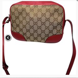 GUCCI BREE MESSENGER