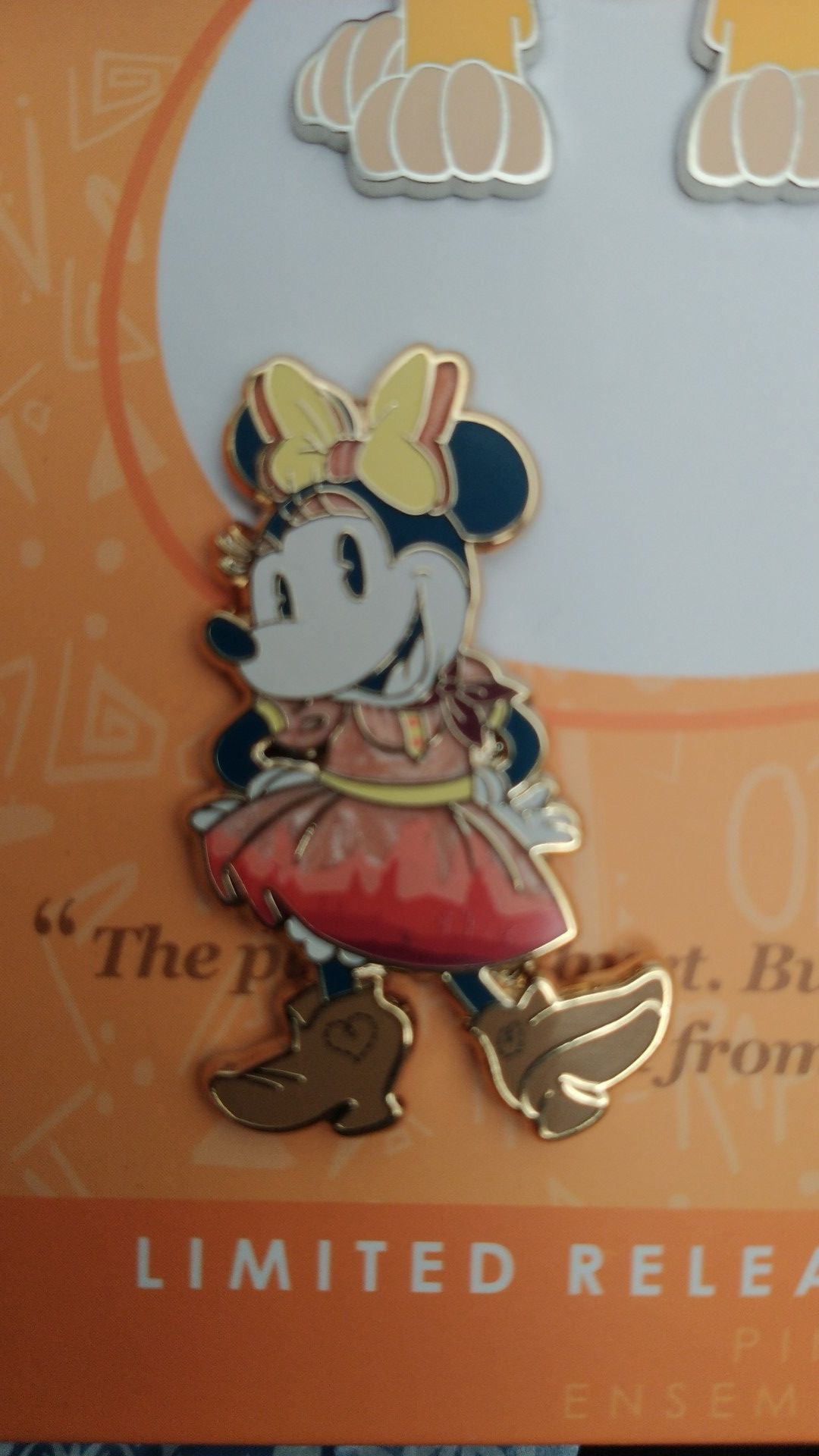 Disney Minnie mmma pin