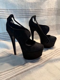 High Heels size 8
