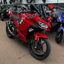 Kawaski Ninja 400cc 2021 