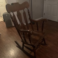Solid Wood Rocking chair 