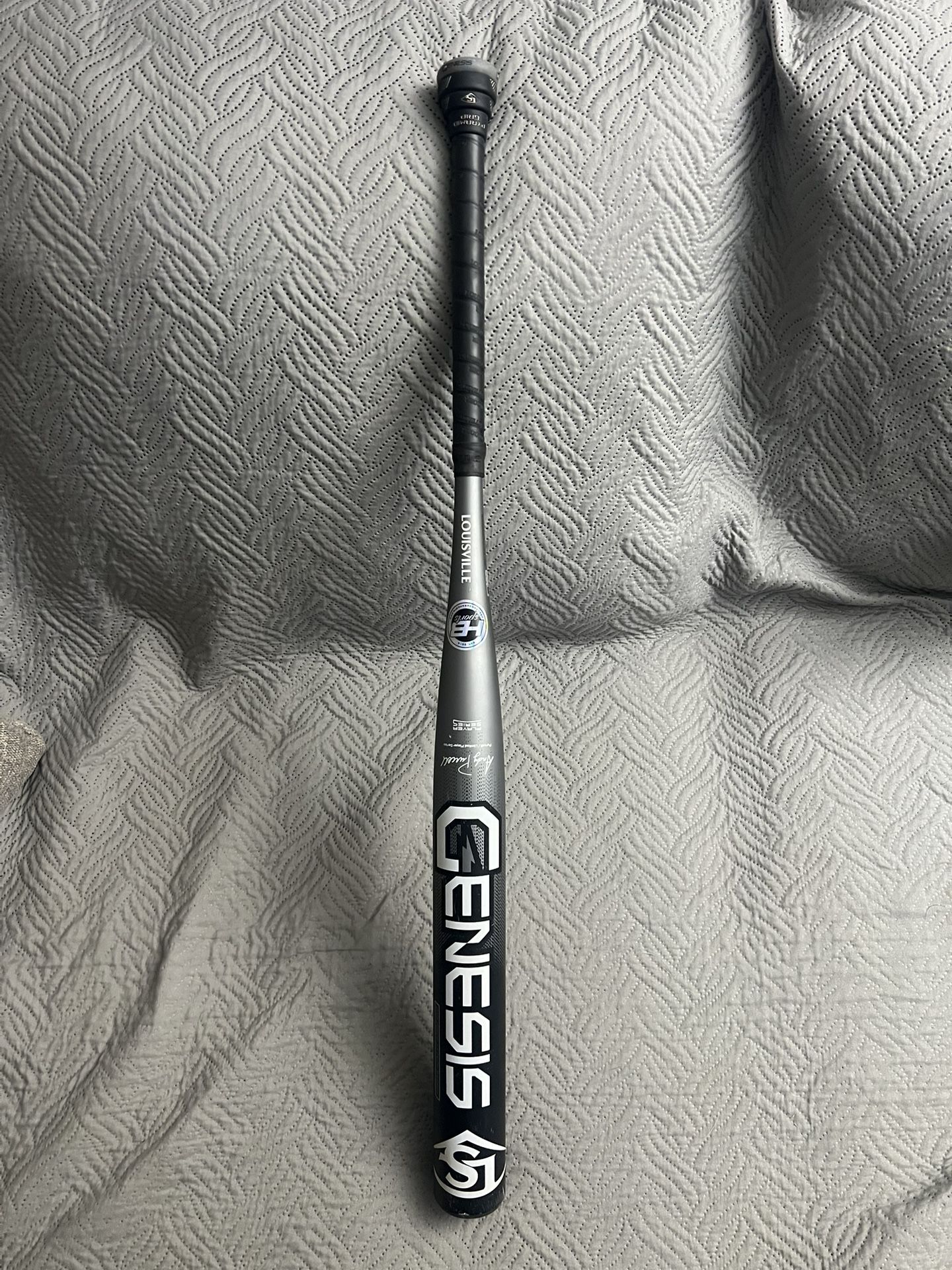 Louisville Genesis 34/26oz Softball Bat