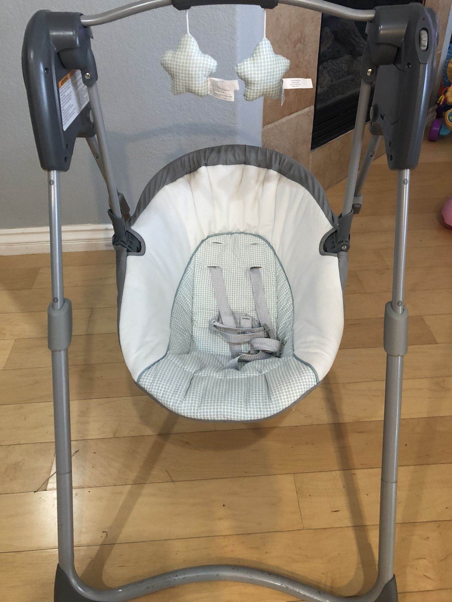 Graco Baby Swing