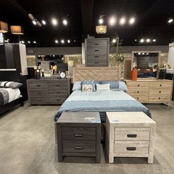 4PC Queen Bedroom Set