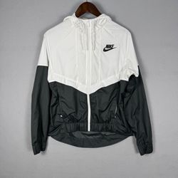 Nike Small Hooded Colorblock Windbreaker Jacket