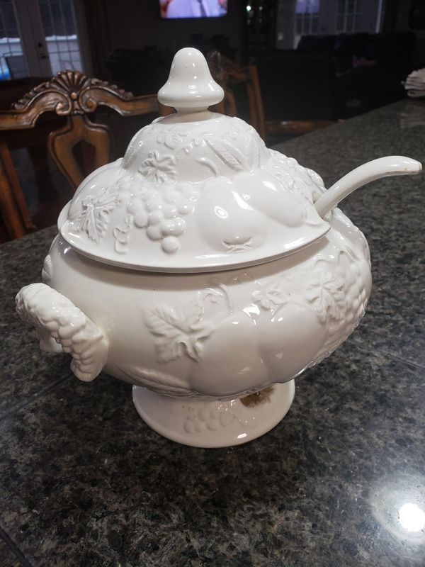 1940's Japanese electric soup tureen for Sale in WA OfferUp