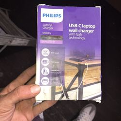 Phillips Usb-c Laptop Charger With GaN Technology 
