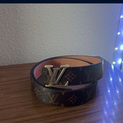 (NEED GONE ASAP) Louis Vuitton Belt