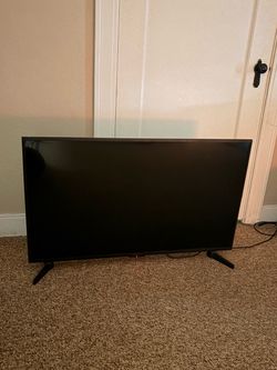 Insignia 43” F30 Series LED 4K UHD Smart Fire TV