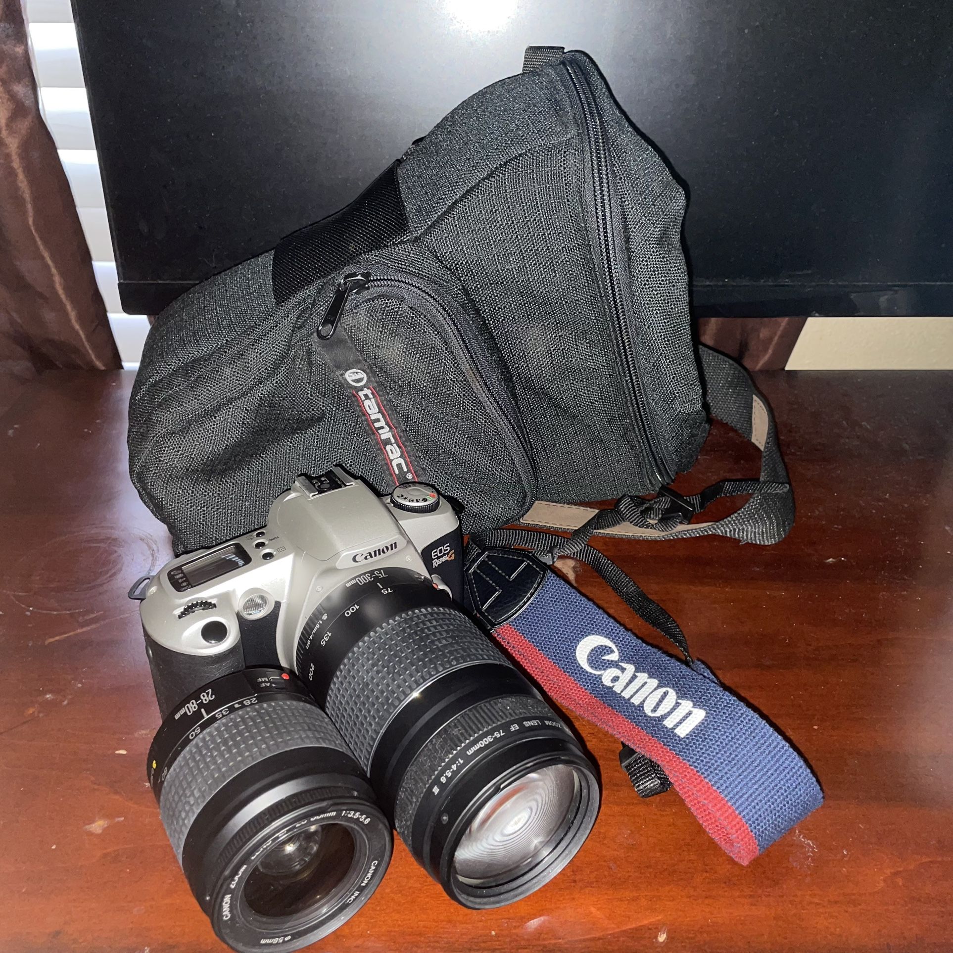 Canon EOS Rebel G Quartz Date