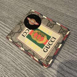 Gucci Mens Wallet GG Pattern Bifold Wallet With UFO Patch
