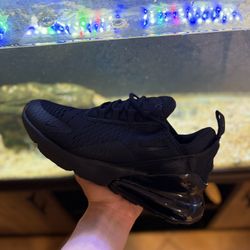 Nike Air Max 270 Black – Brand New In Box 🔥