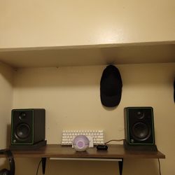 Mackie Estudio Monitors  Bluetooth And Wired