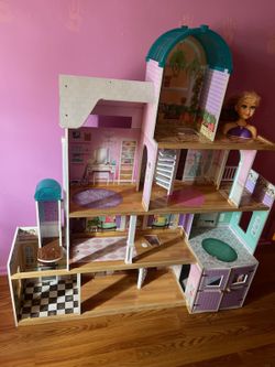 Big Barbie House 