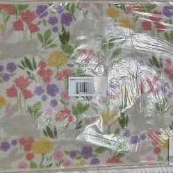 NEW Room & Retreat "Bunny Garden Party" Floral Accent Rug 17.4x30