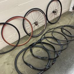 29” Tires And Tubes
