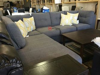 SECTIONAL IN GRAY COLOR SOFA CHAISE CONTEMPORARY POLYESTER