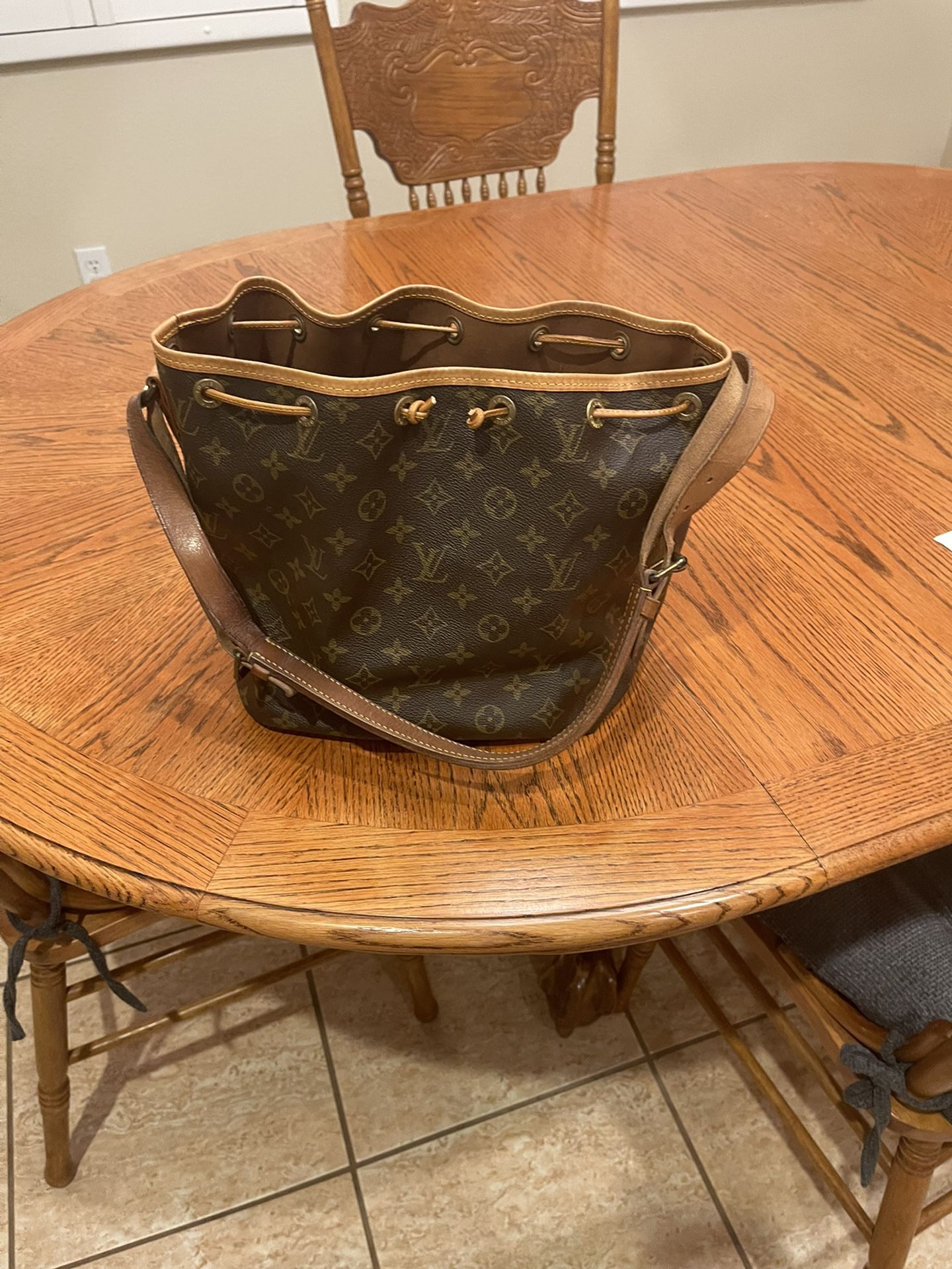 Louis Vuitton Vintage cycling Polo ( Used) for Sale in Dallas, TX - OfferUp