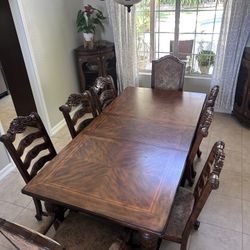 Broyhill Dining Room Table With 8 Chairs 