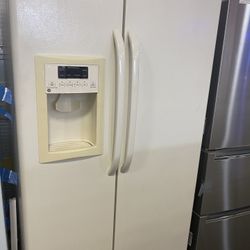 Side/side Fridge