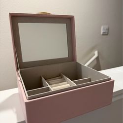 Caja para maquillaje