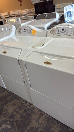 Nice like new Maitag washer and gas dryer