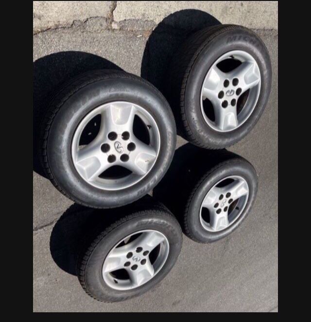 4 —- 265/65r17 6x139.7  6x5.5 Infiniti QX4 Yukon Tahoe Rims Wheels Tires!!!!