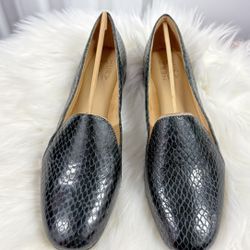 Naturalizer Women's Green Loafers