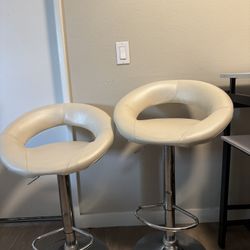 Bar Stools 