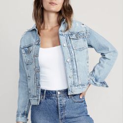 Old Navy Jean Jacket M 