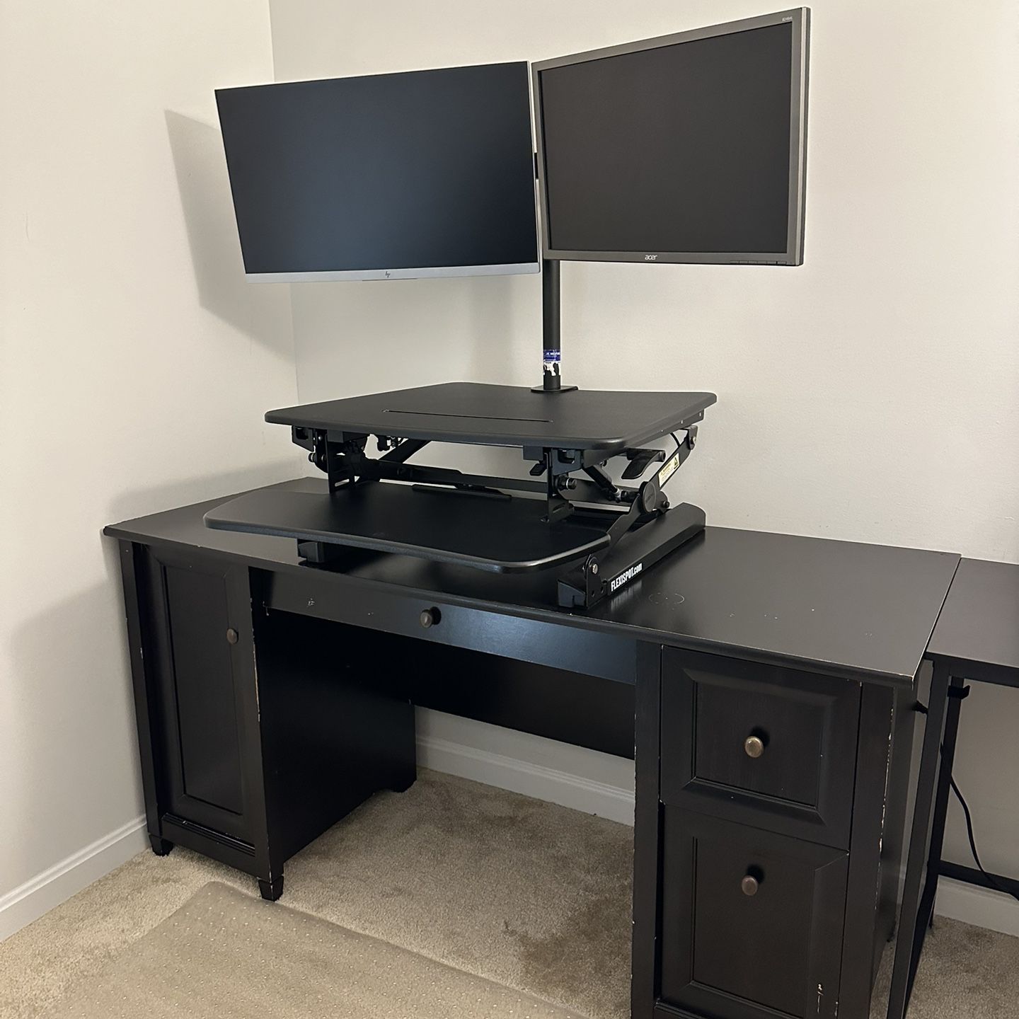 Home Office Ergonomic Setup With 2 Monitors 