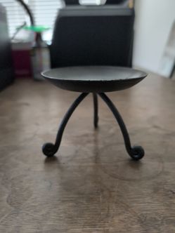 Gothic candle holder