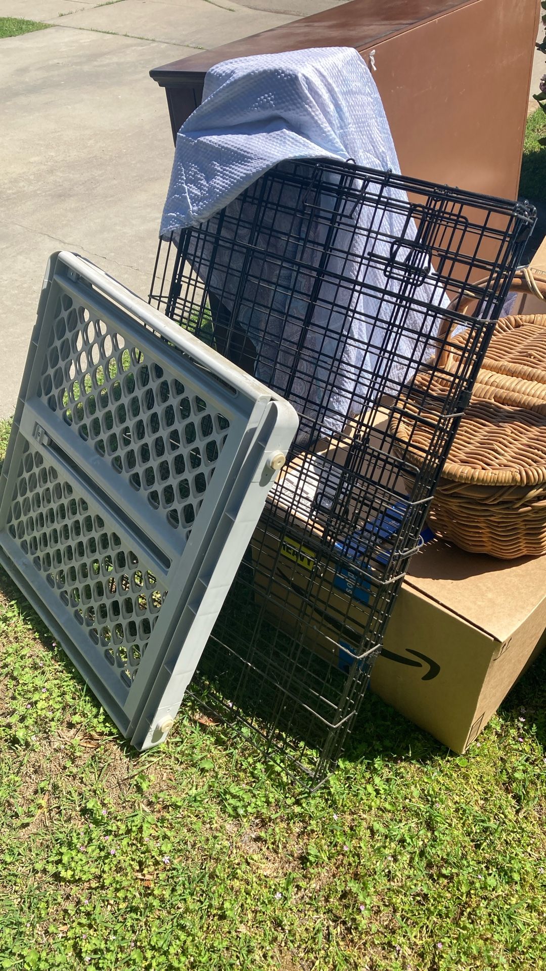 Black Dog Cage And Dog Door Stopper