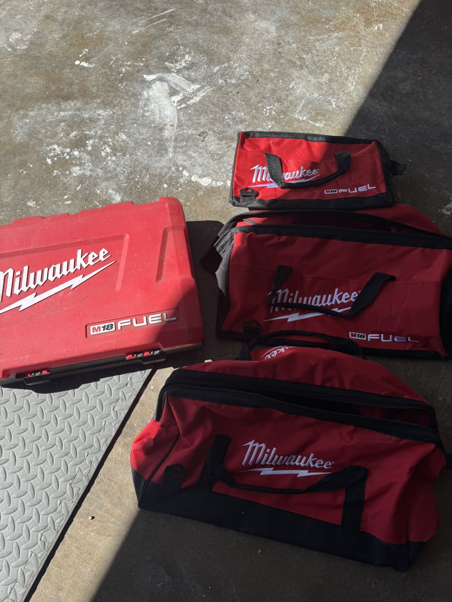 Milwakee Bags And Box
