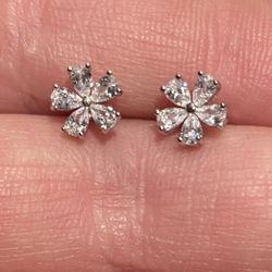 Daisy Silver earrings S925