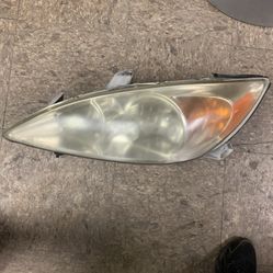 Used Left 2002-2004 Toyota Camry Headlight