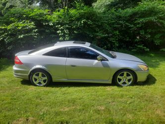 Very nice rare 6spd v6 accord with add ons