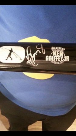 Ken Griffey Jr. signed bat