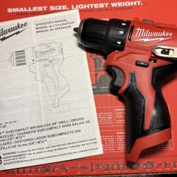 New Milwaukee M12 Drill Driver (tool only)