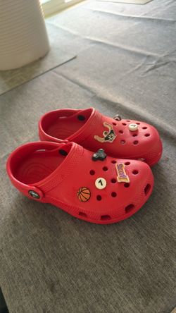 12c crocs