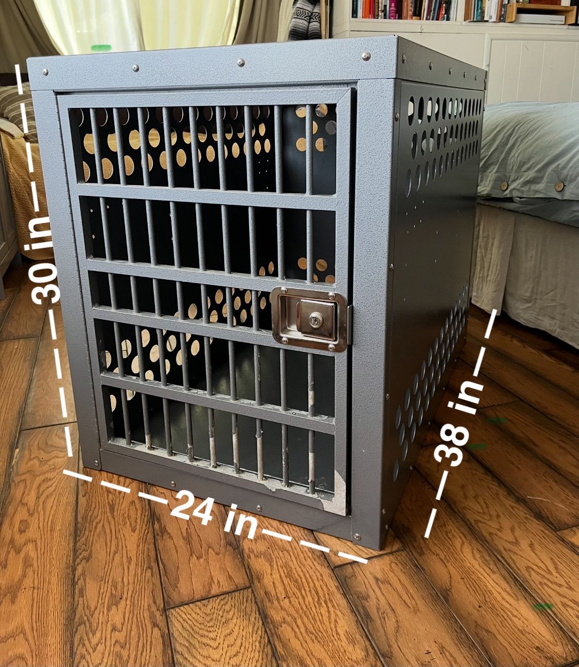 Dog Crate, Indestructible, Professional Kennel, Zinger Aluminum Lockable Animal Crate