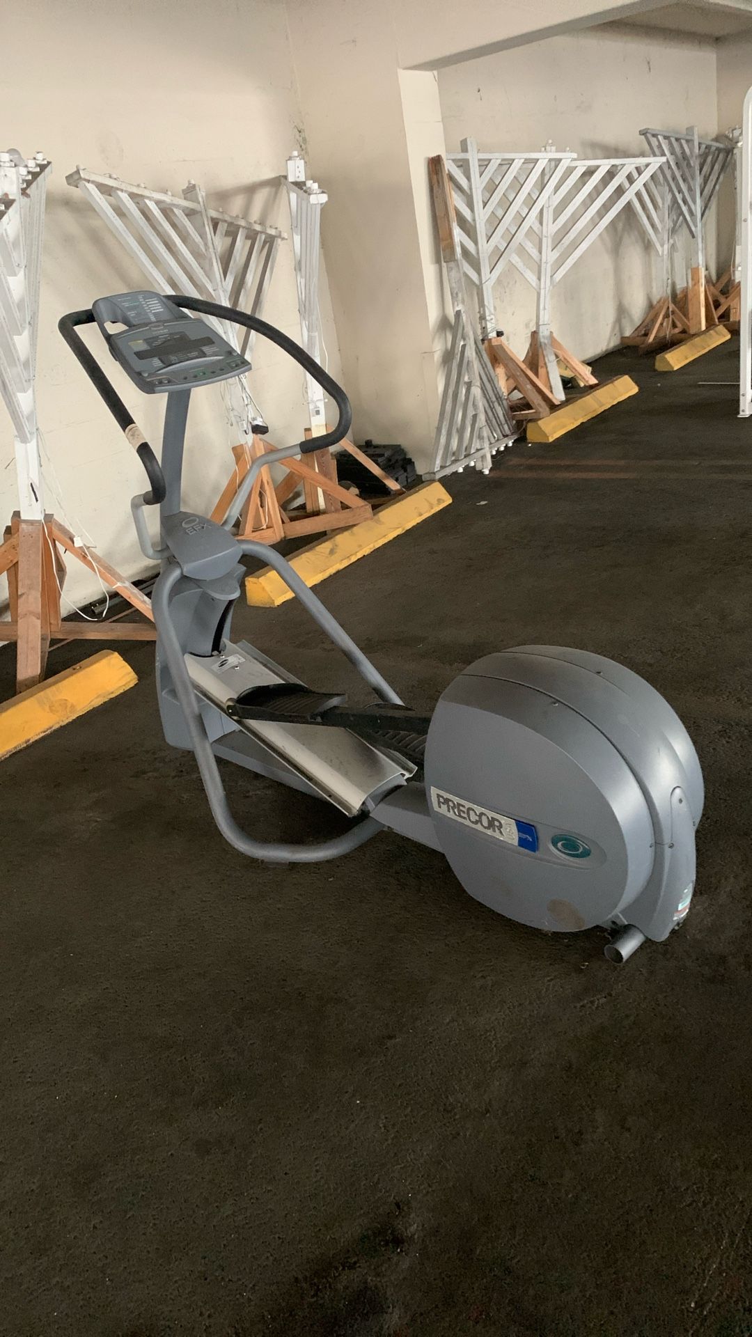 Precor EFX , Gray