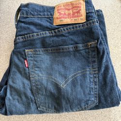 Women’s 341 Levi’s 32x32 straight leg