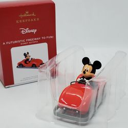New 2021 Hallmark Disney Autopia Mickey FREEWAY FUN Car Ornament Box mouse tree

Brand new,  never displayed 
Smoke free and pet free home