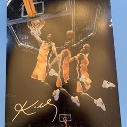 Kobe Bryant Autographed Photo 